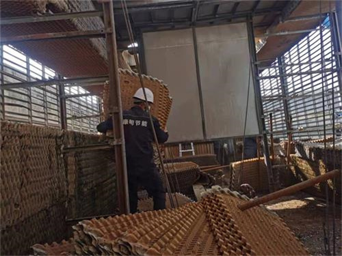 廣東冷卻塔廠家簡析冷卻塔為什么會著火(廣東冷卻塔廠家有哪些)